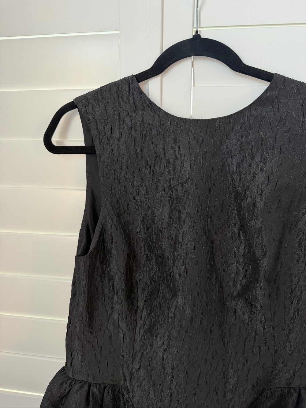 H&M Black Textured Sleeveless A-Line Dress - Picture 2 of 4